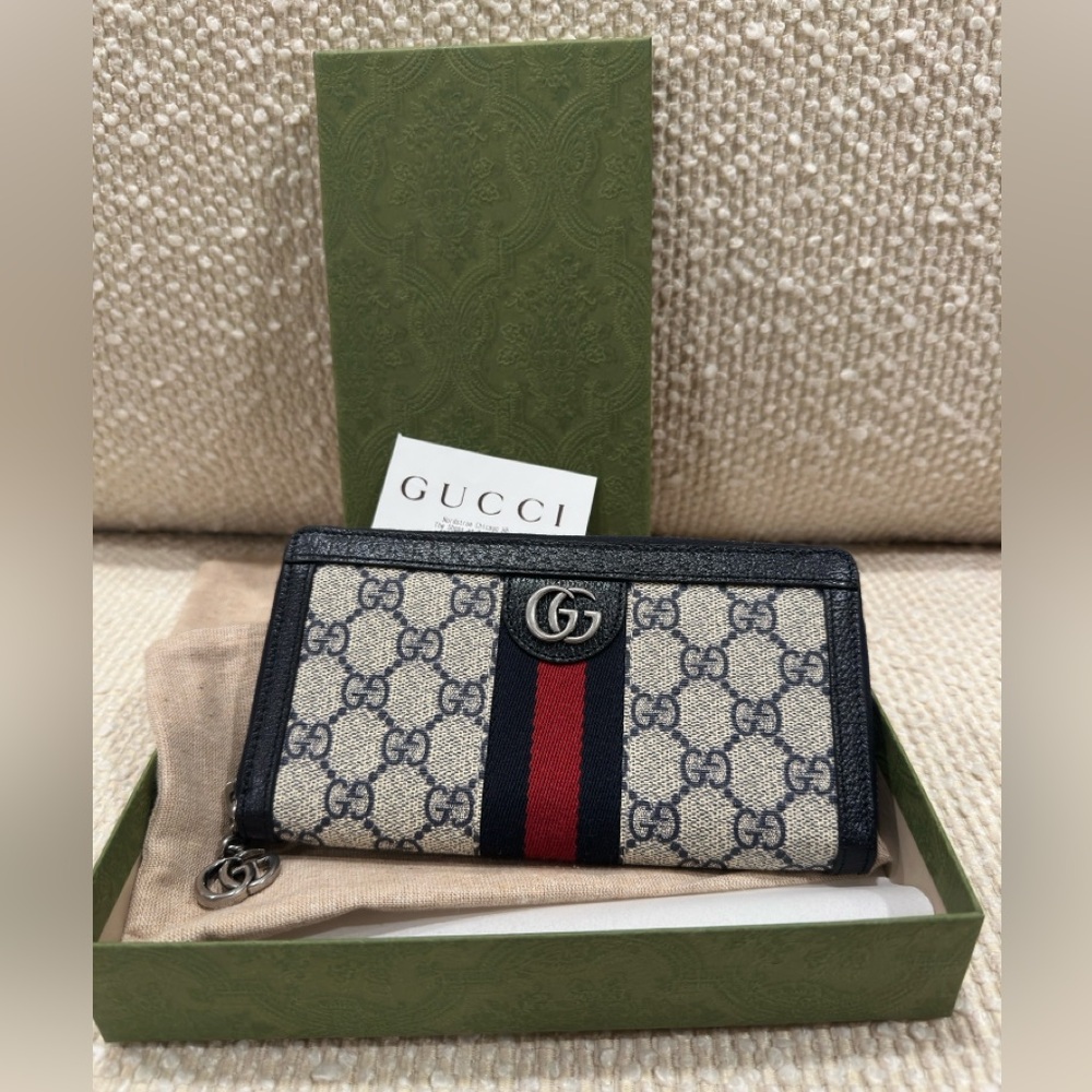 NWOT GUCCI OPHIDIA ZIP AROUND WALLET